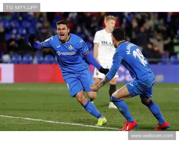 西汉姆助教:曼城实力远超皇马 西汉姆助教:曼城实力远超皇马